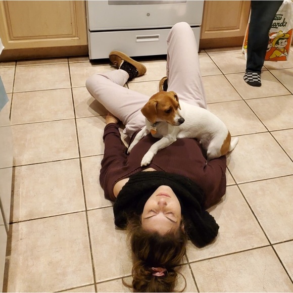 Meet your seller💕 - Picture 10 of 13